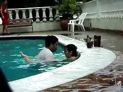 Sięgnąłem po głowę, sex filmik darmowy delikatnie ją wysadziłem.