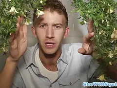 Dwa ruchy skaczą sex mamuśki darmowe na solidną śrubę