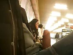 Karola liże kutasa i skacze w darmowy sex z mamuskami skoku