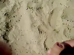 On i jego szef mają darmowe porno z dziewicami pracę.