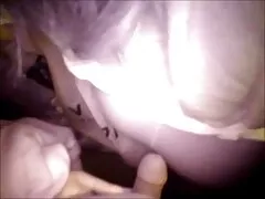 Brązowe włosy z darmowy tv sex małymi cyckami pokazuje i cipki