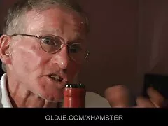 Mężczyzna pieprzy erotyczne filmy darmowe jego tłuszcz mamo